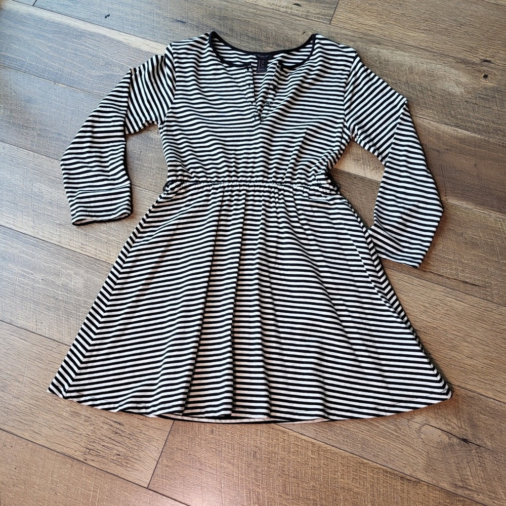Forever 21 Girls Black White Striped Long Sleeve Henley Fit Flare Dress 11/12